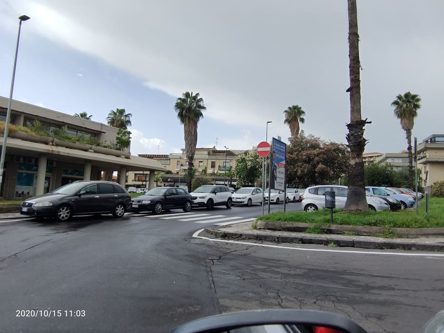 PIAZZA TIVOLI FRONTE PARCO CANALICCHIO