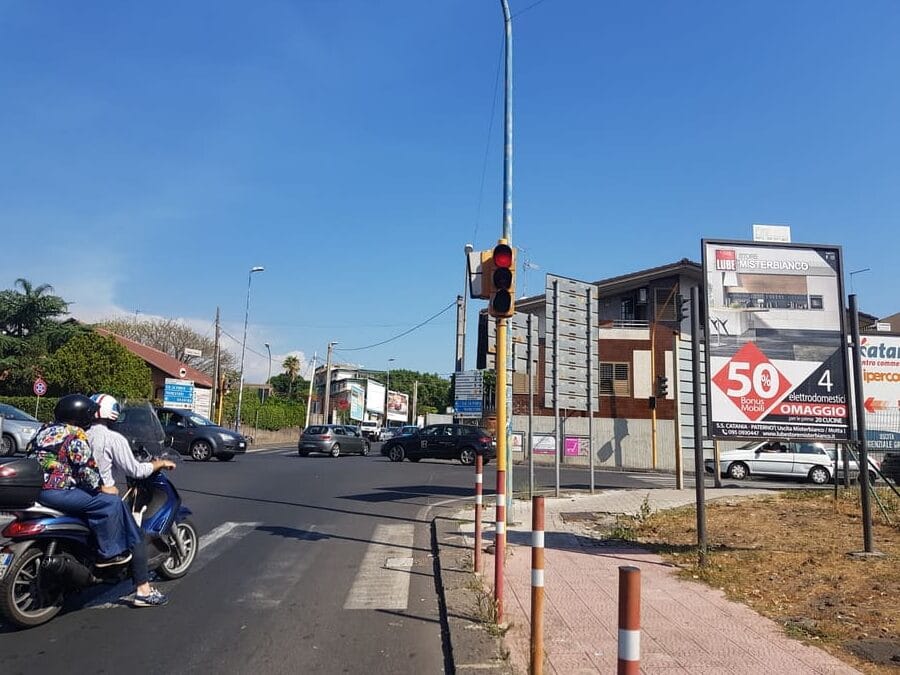 VIA ANTONIO DI SANGIULIANO ANGOLO VIA BELLINI SANT AGATA LI BATTIATI